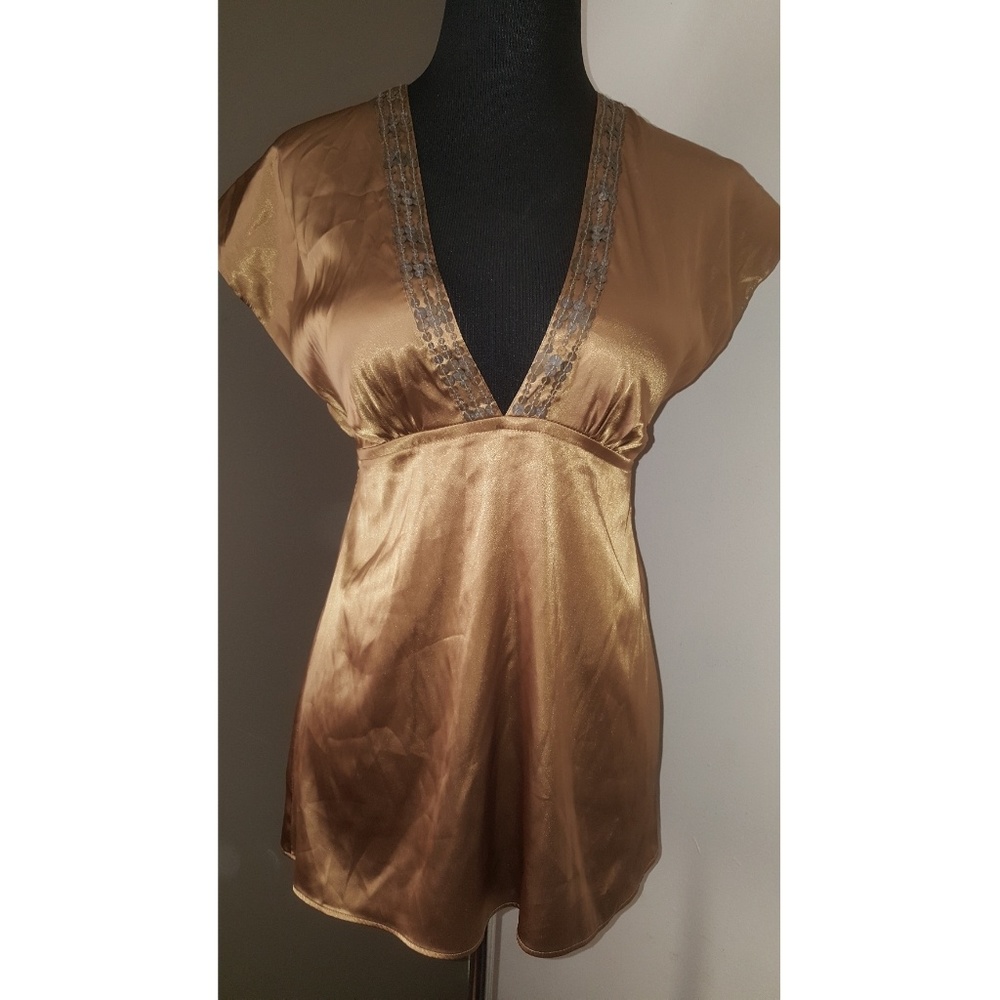 New York & Co bronze top sz Xs Dolman deep V